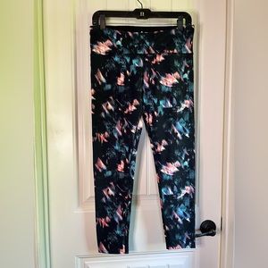 Tuff Athletics Abstract Colorful Women’s Leggings size Medium